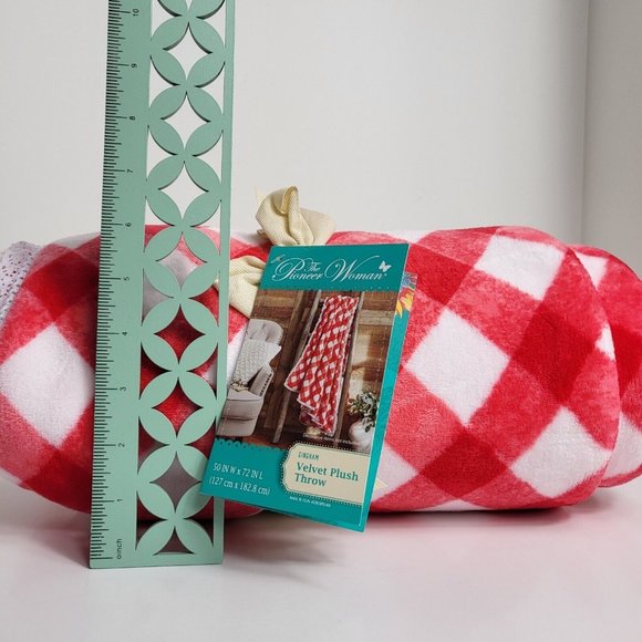The Pioneer Woman Blanket Velvet Plush Throw Gingham Red Check 72" x 50" New - Picture 12 of 15